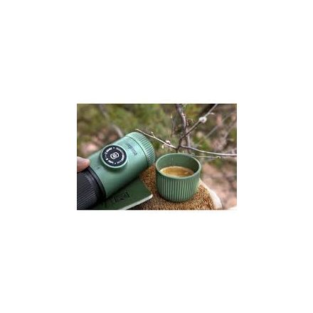 Coffee66 Wacaco Nanopresso mohazöld hordozható kávéfőző + kemény tok