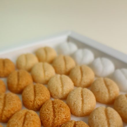 Coffee66 Cukrobello Kávébab  formájú formacukor – különleges kávékiegészítő