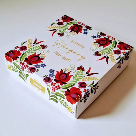 Coffee66 Cukrobello Hungary formacukor kalocsai paprikás mintával virág alakú forma cukrokkal – különleges kávékiegészítő